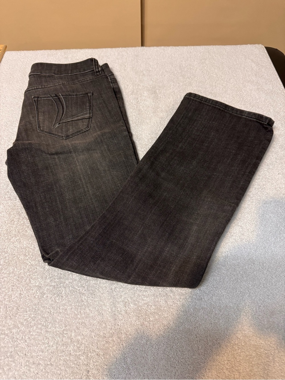 Victorias Secret Women’s Grey Bootcut London Jeans. Size 4 New